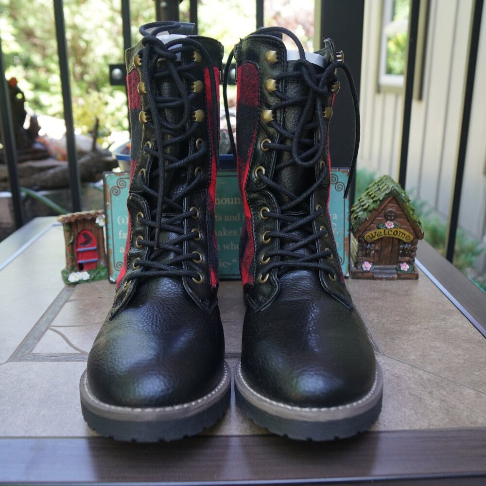 MADDEN GIRL MILES RED & BLK PLAID Combat BOOT! New!
